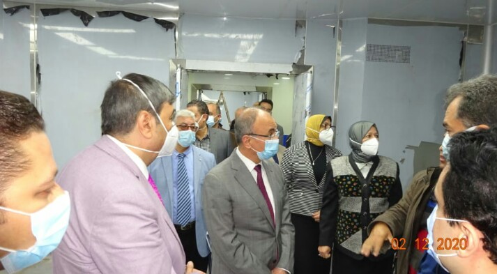 رئيس جامعة الزقازيق يتفقد مستشفى جراحات الاطفال بالشرقية