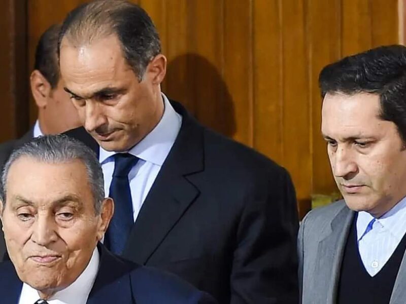 في اول ظهور ل علاء مبارك عقب تنحي والده الرئيس المصري الأسبق حسني مبارك عن الحكم في العام 2011